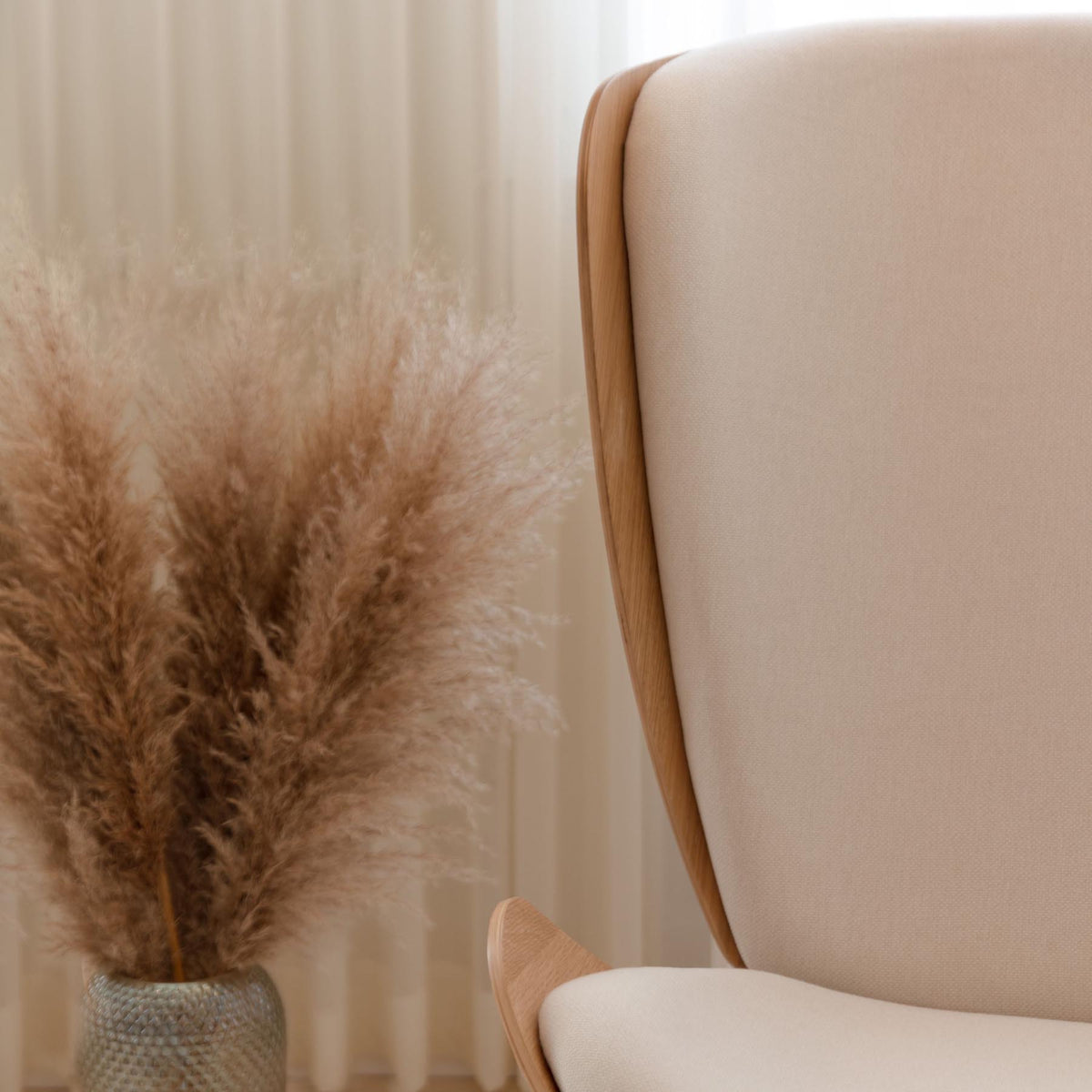 The Reader Sessel in White Sands präsentiert im Onlineshop von KAQTU Design AG. Sessel ist von Umage