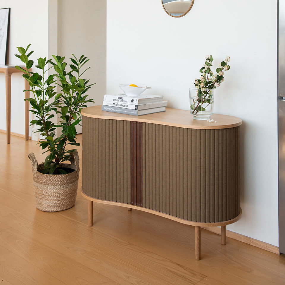 Audacious Kommode in Sugar Brown präsentiert im Onlineshop von KAQTU Design AG. Kommode ist von Umage