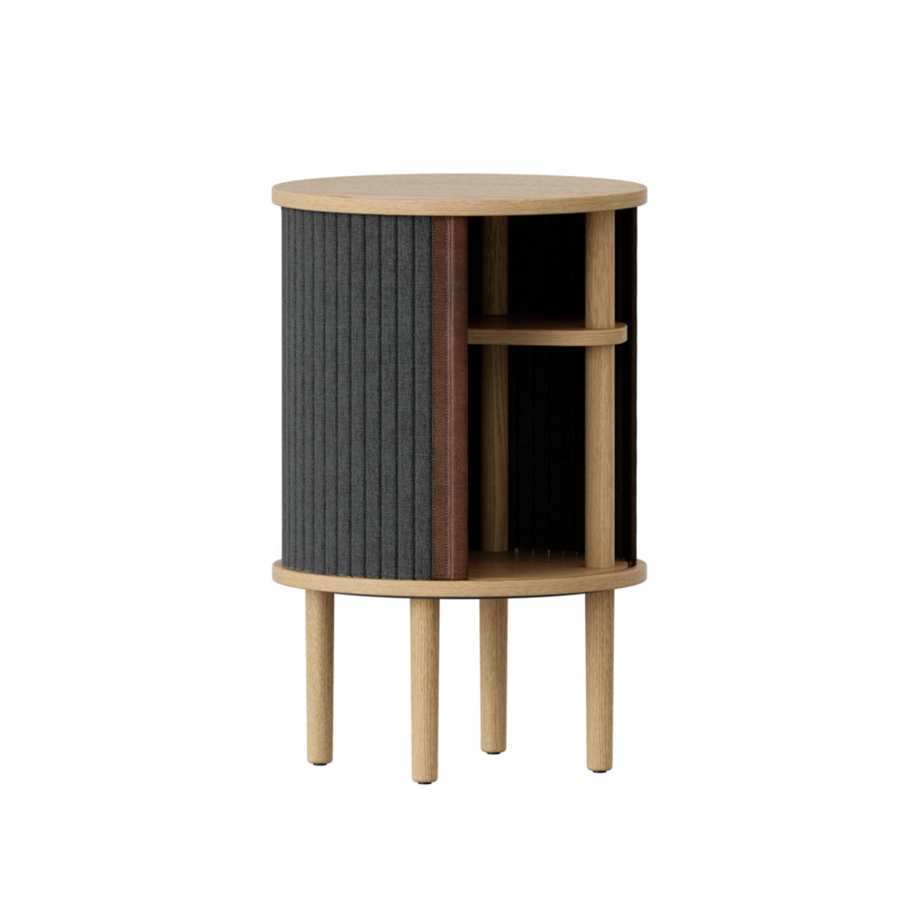 Kompaktes Audacious Sideboard Mini von Umage, perfekt für moderne Wohnräume und stilvolle Akzente in der Inneneinrichtung.