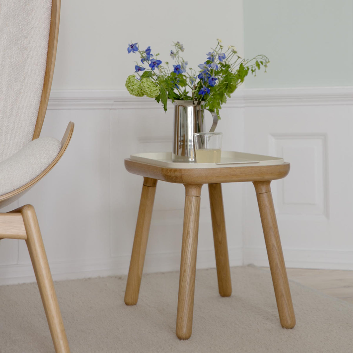 Paff low Beistelltisch in Pearl White präsentiert im Onlineshop von KAQTU Design AG. Beistelltisch ist von Umage
