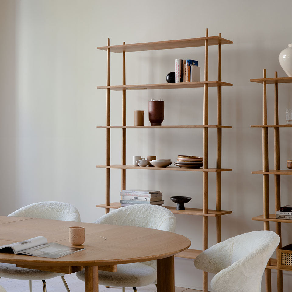 Stories Regal mit 3 passenden Aufbewahrungsboxen in Oak präsentiert im Onlineshop von KAQTU Design AG. Standregal ist von Umage