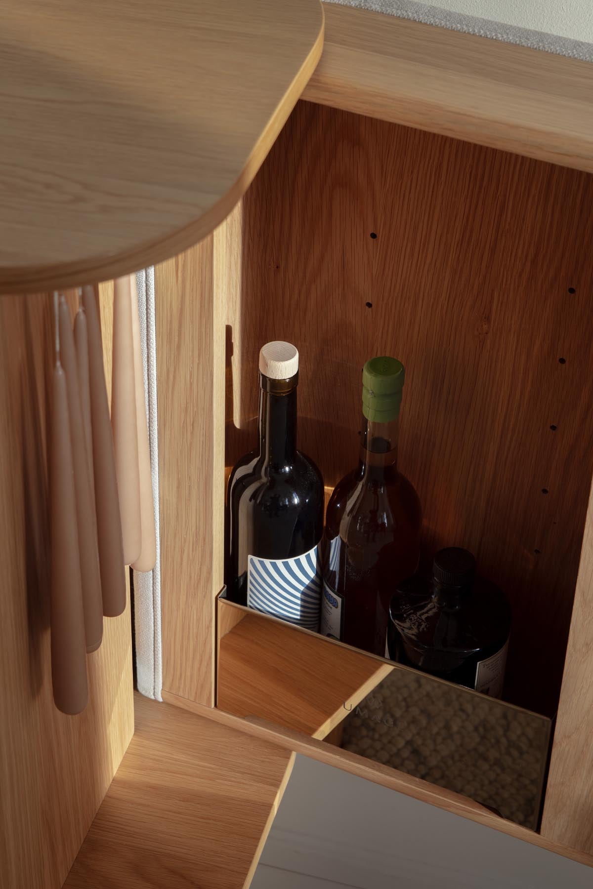 Treasures Dresser in White Sands präsentiert im Onlineshop von KAQTU Design AG. Kommode ist von Umage