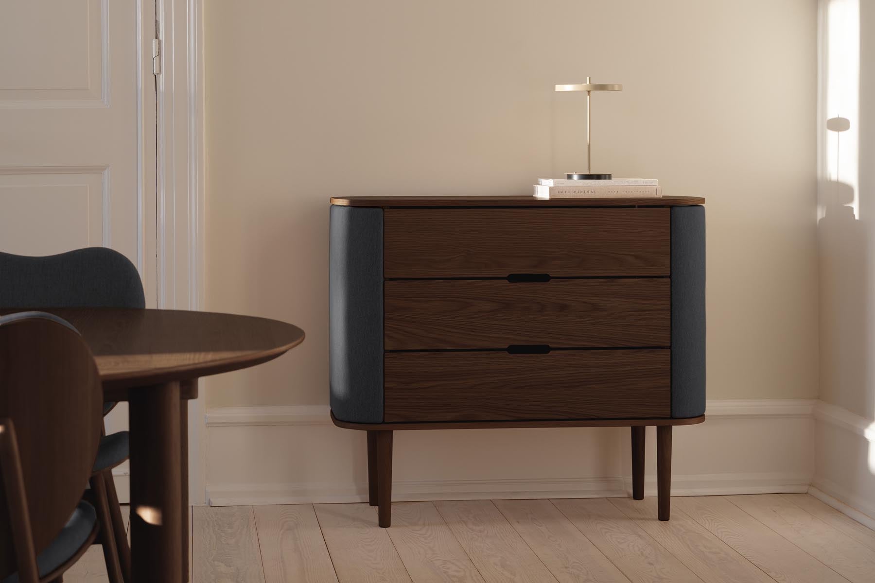 Treasures Dresser in Shadow präsentiert im Onlineshop von KAQTU Design AG. Kommode ist von Umage