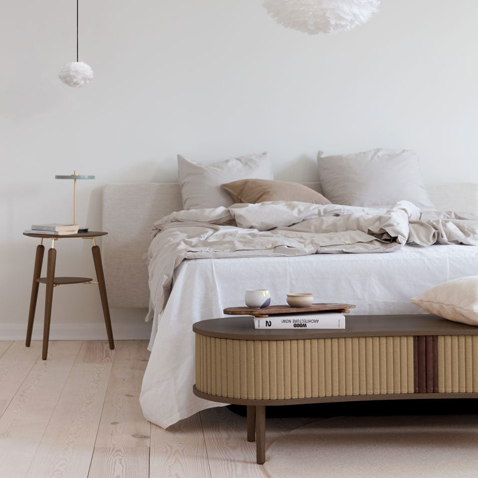 Audacious TV Bank in Sugar Brown präsentiert im Onlineshop von KAQTU Design AG. TV-Möbel ist von Umage