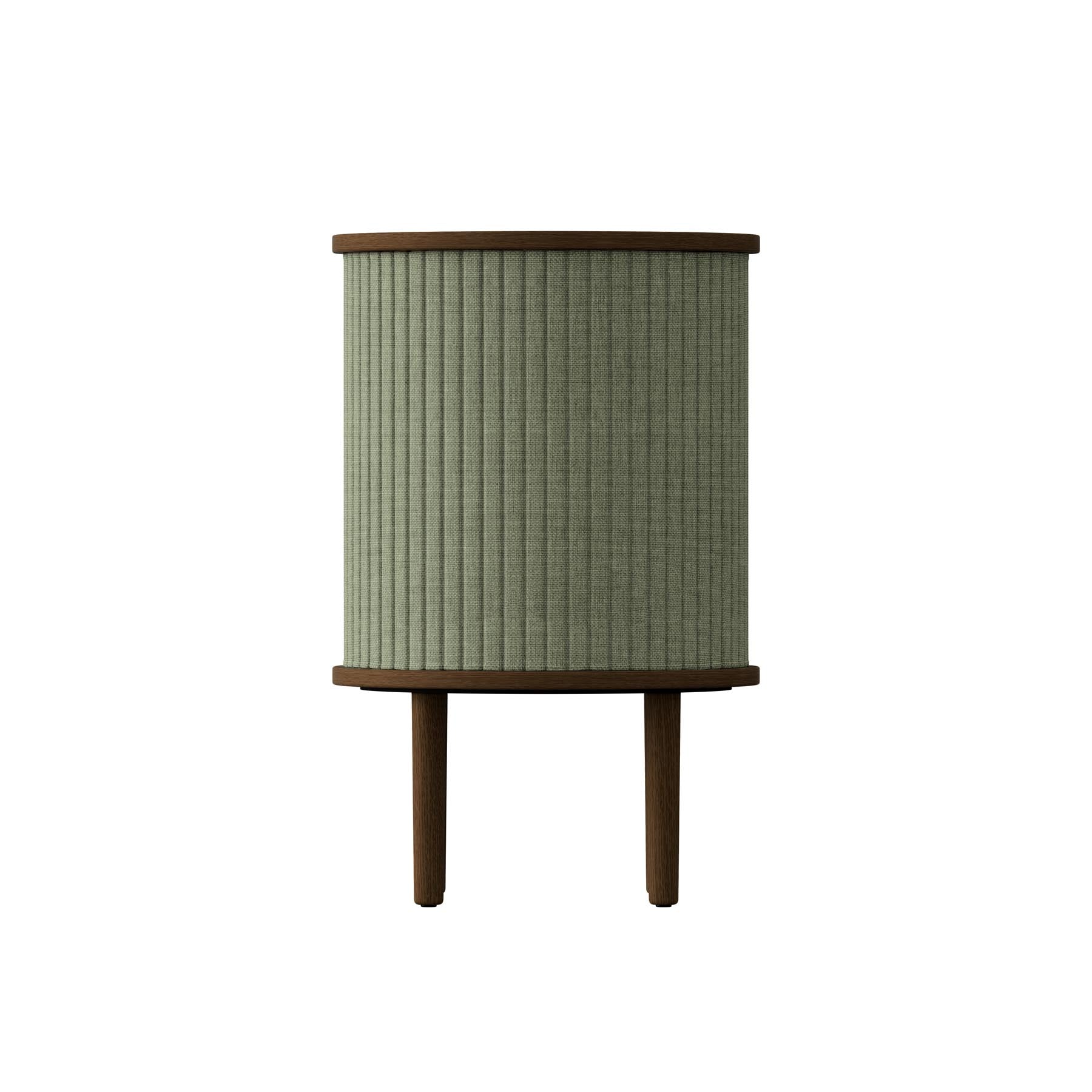 Elegantes Audacious Sideboard Mini von Umage, ideal für kleine Räume, vereint Funktionalität und skandinavisches Design in sanften Tönen.