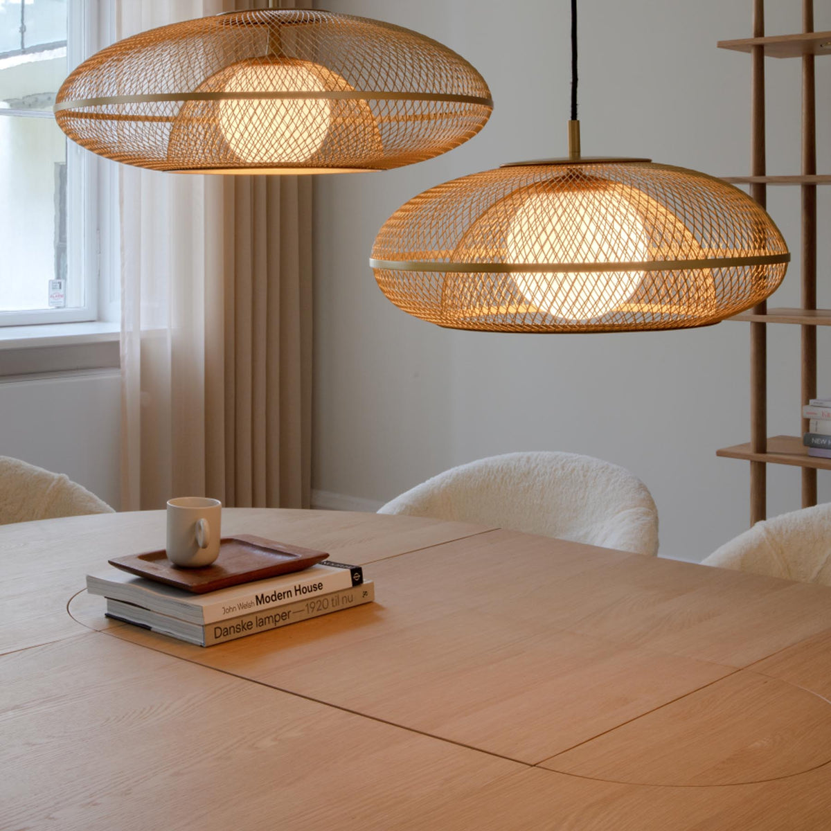 Time Flies Stuhl in Teddy White präsentiert im Onlineshop von KAQTU Design AG. Stuhl ist von Umage
