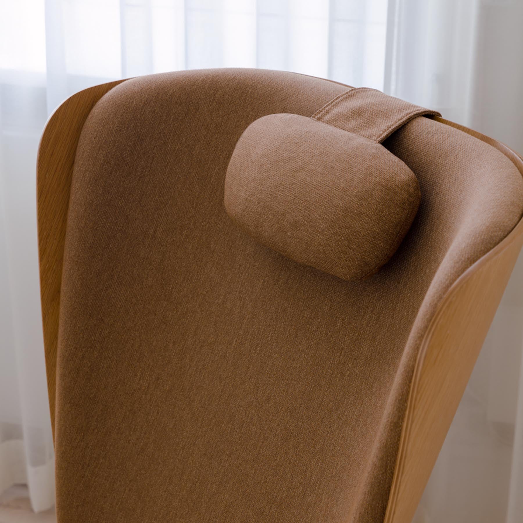 Gemütlicher Neck Rest für Umage Sessel in warmem Sugar Brown, ideal zur Unterstützung des Nackens und für entspanntes Sitzen.