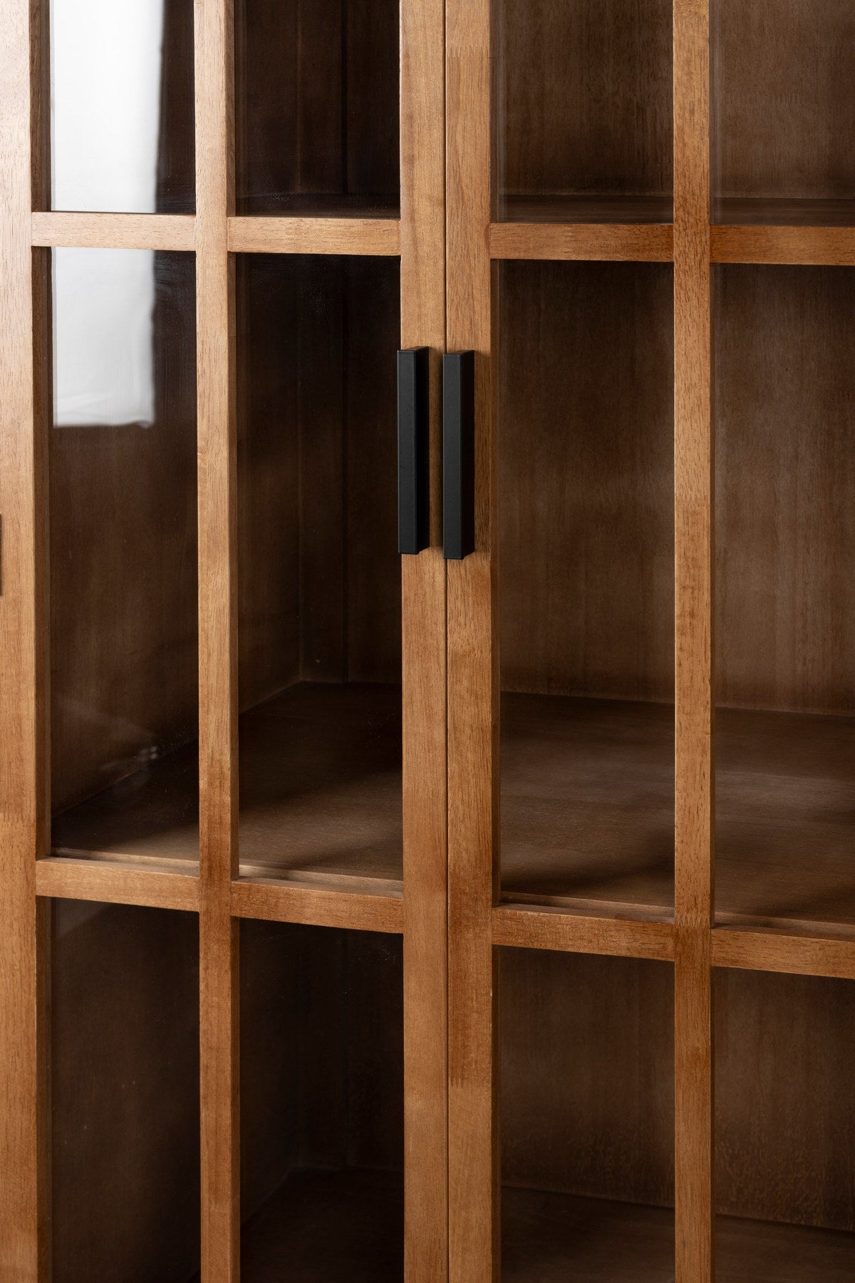Yaz Cabinet in Braun präsentiert im Onlineshop von KAQTU Design AG. Sideboard ist von White Label Living