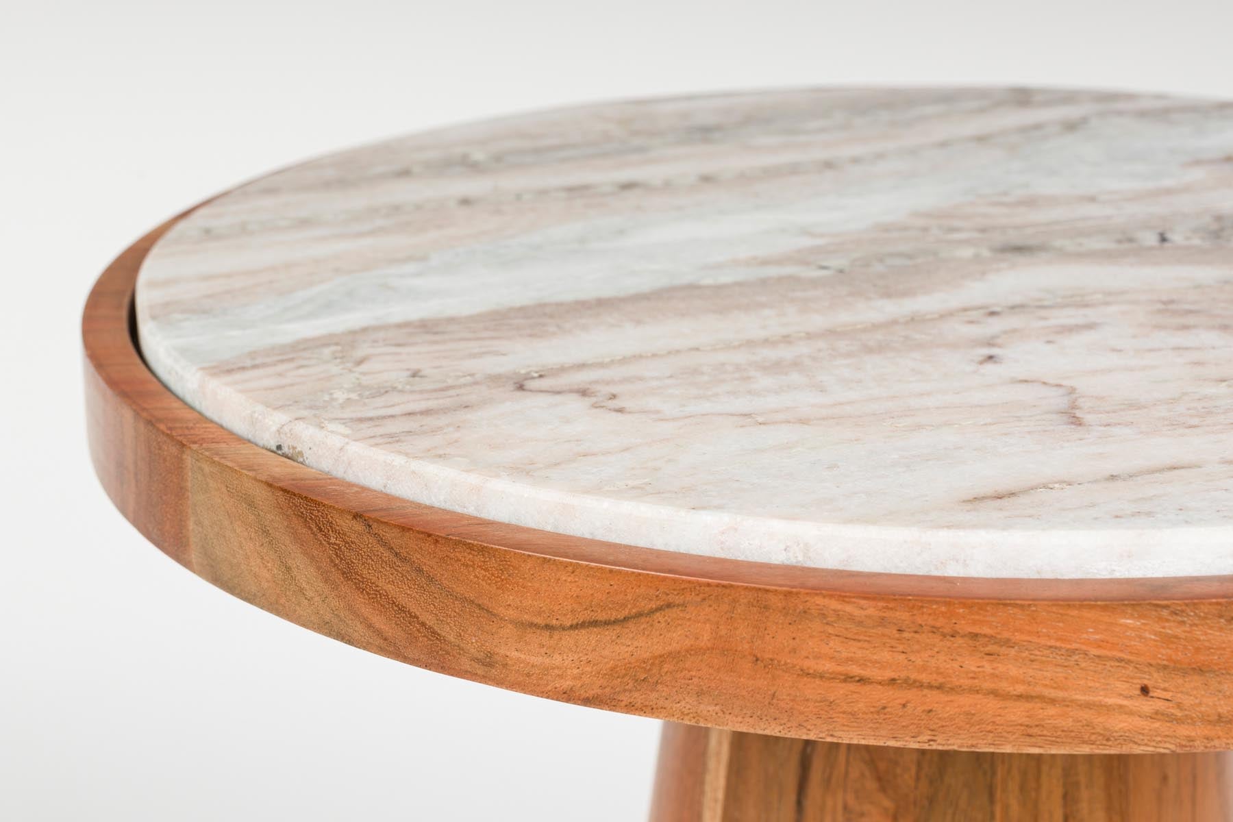 Beistelltisch Mees in Braun präsentiert im Onlineshop von KAQTU Design AG. Beistelltisch ist von White Label Living