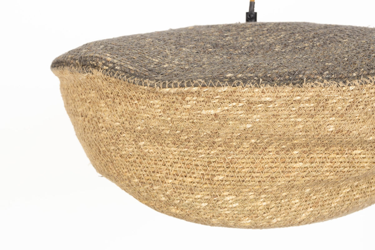 Pendelleuchte Pendant Lamp Dauw M von White Label Living mit Lampenkörper aus Eisen und geflochtenem Schirm in Naturtönen, Grösse L150xB45xH20cm.