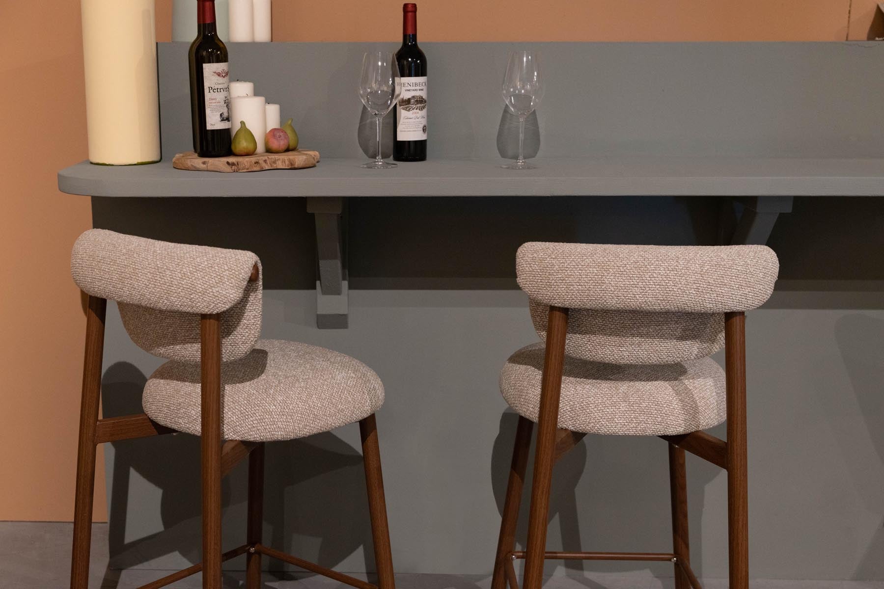 Barhocker Lee in Beige präsentiert im Onlineshop von KAQTU Design AG. Barstuhl ist von White Label Living