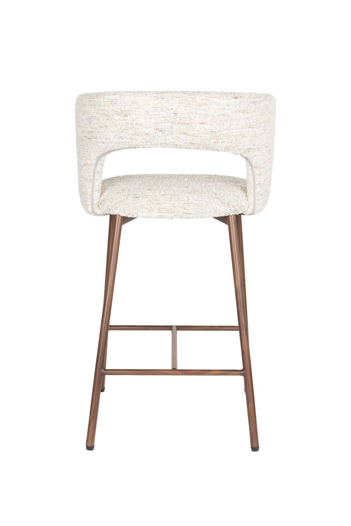 Barhocker Chelsea von White Label Living mit gepolstertem Sitz in Beige, Gestell aus Birkenholz mit bogenförmiger Rückenlehne.