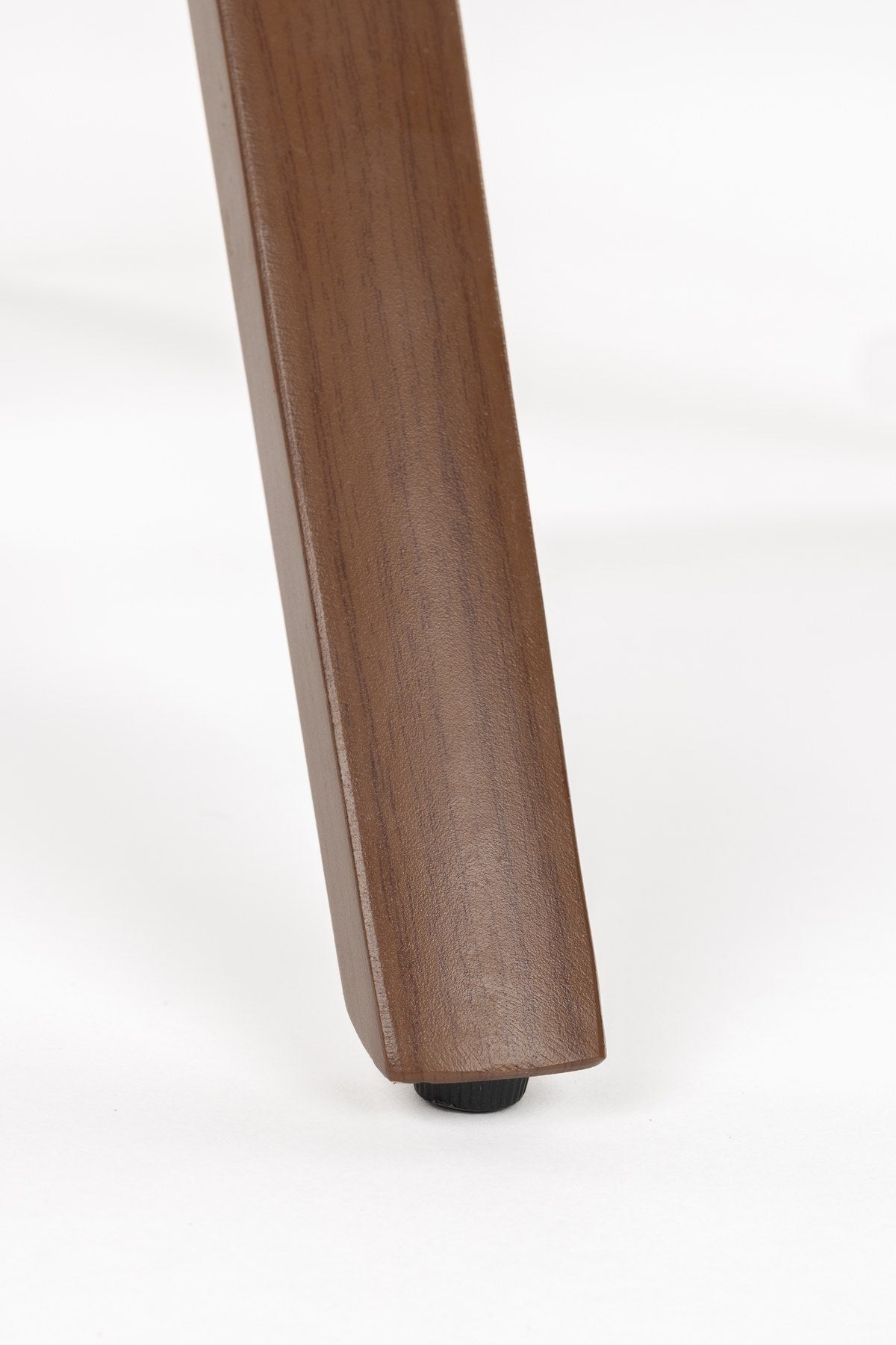 Armlehnstuhl Batoul von White Label Living in Beige, gepolsterte Schale mit grob gewebtem Stoff, dreibeiniges Metallgestell.