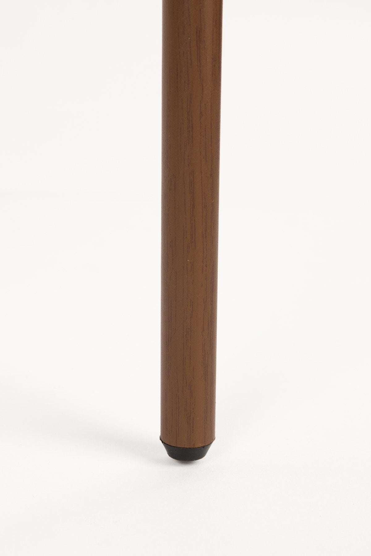Gepolsterter Essstuhl Claes Ochre mit ockerfarbener Sitzfläche aus Polyester, Rückenlehne gepolstert, Beinhöhe 44 cm, Innenbereich.