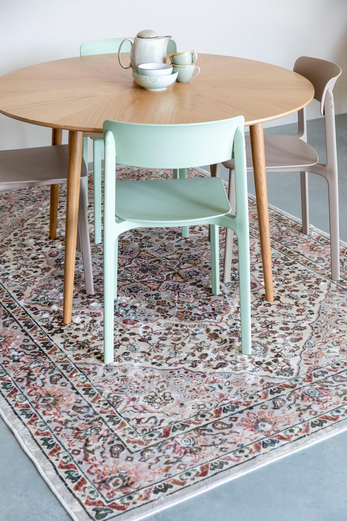 Stuhl Clive in Braun präsentiert im Onlineshop von KAQTU Design AG. Stuhl ist von White Label Living