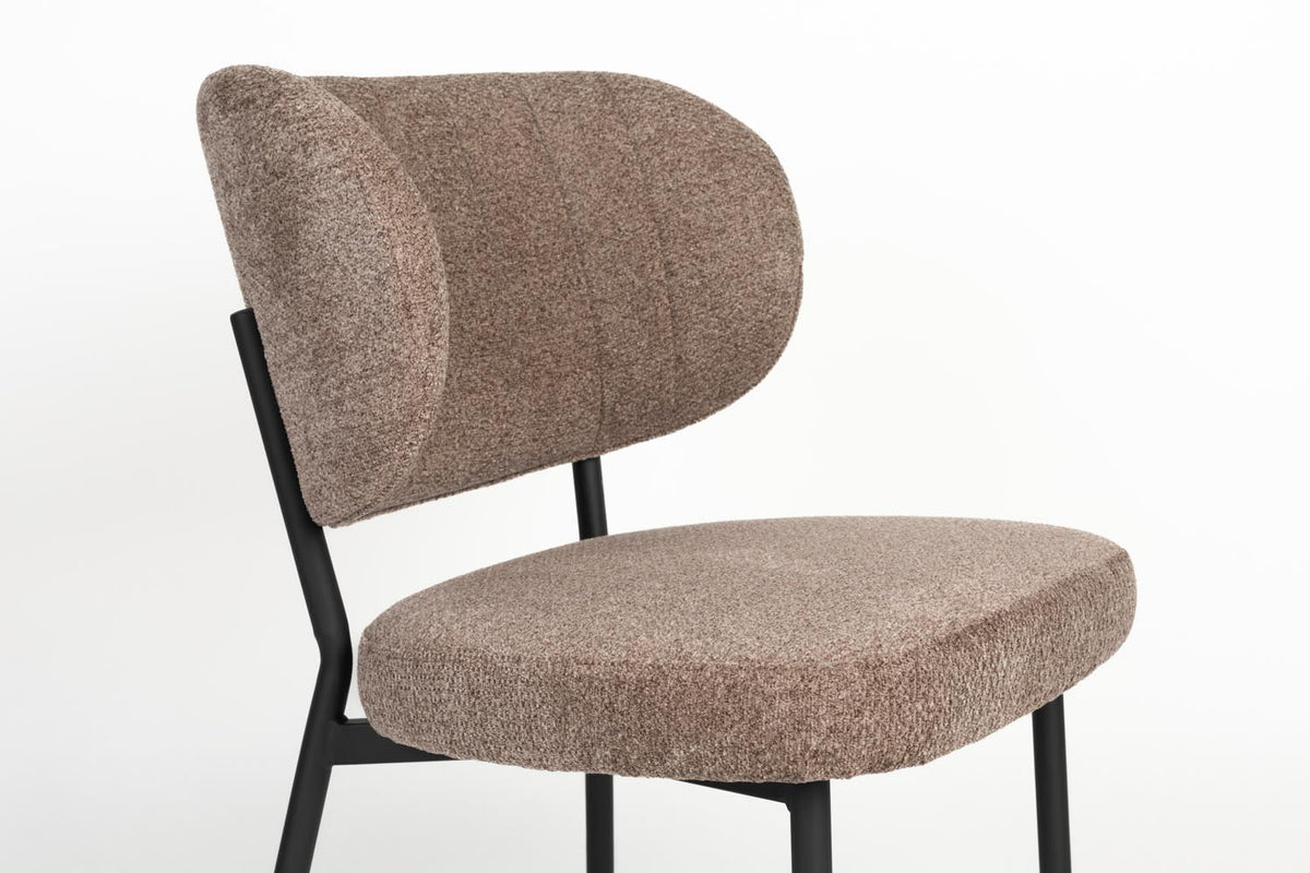 Braune Stuhl Sanne Brownie mit gepolstertem Sitz aus Polyester-Gewebe, Schale aus Birkensperrholz und Stahlrahmen, für den Innenbereich.