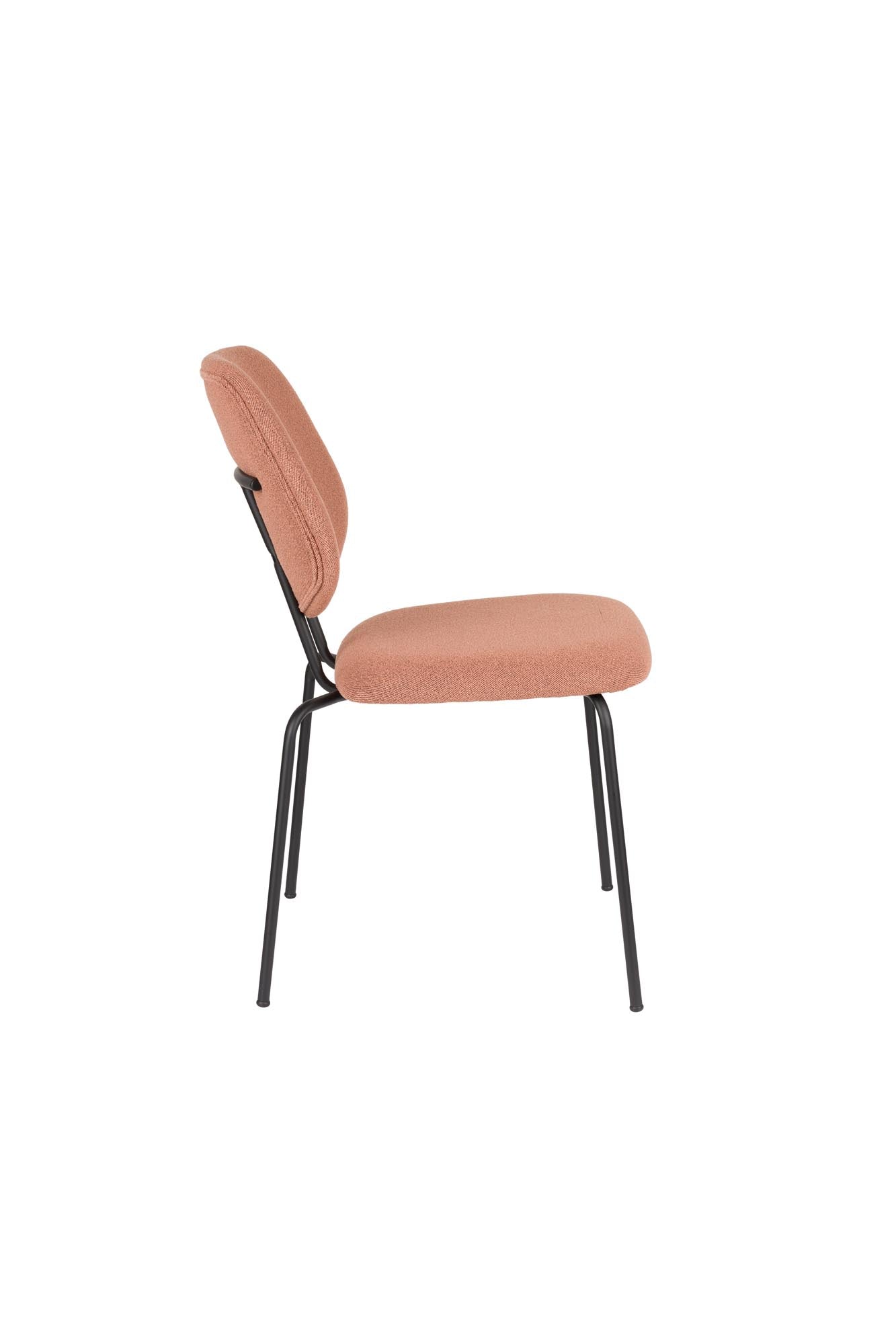 Erleben Sie den Stuhl Zelo von White Label Living – ein modernes Design, das Komfort und Stil vereint. Wählen Sie zwischen zwei Farben und genießen Sie Flexibilität in Ihrem Essbereich!