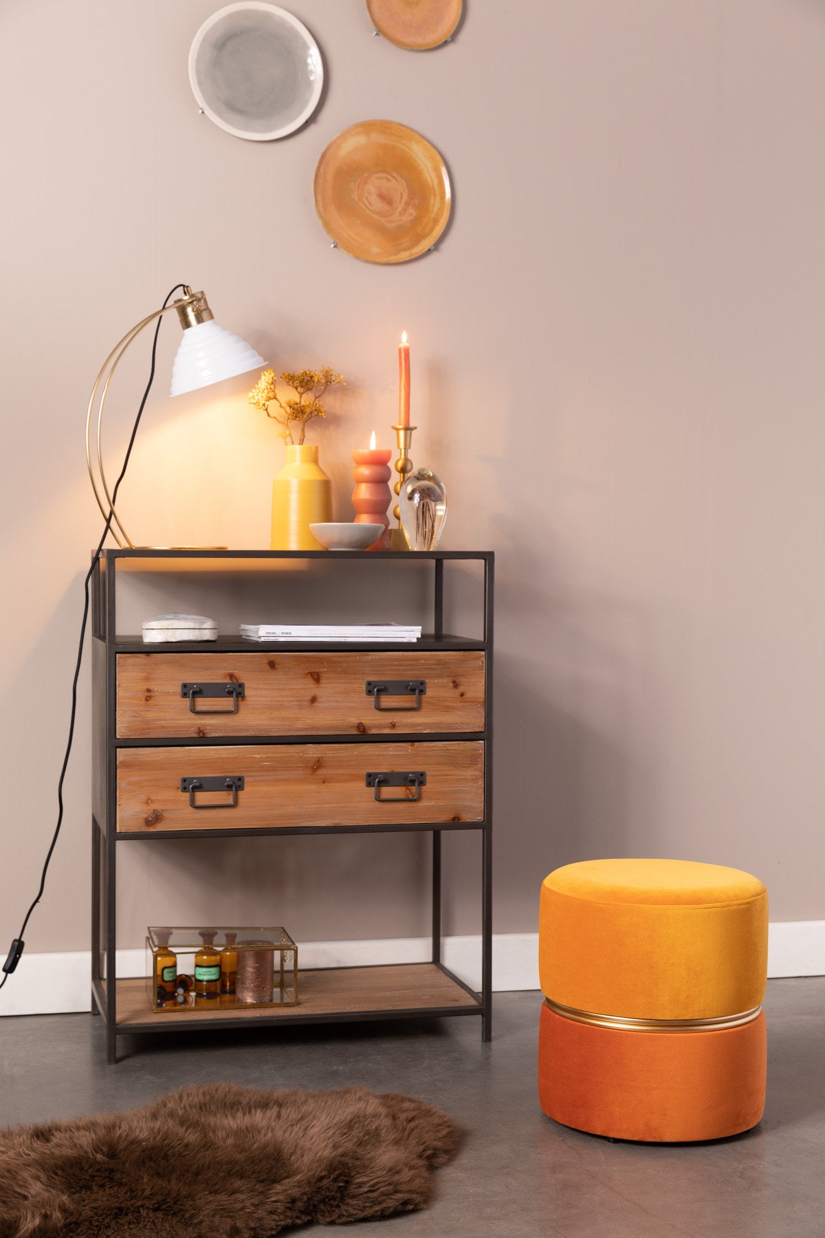 Hocker BUBBLY in Gelb präsentiert im Onlineshop von KAQTU Design AG. Pouf ist von White Label Living