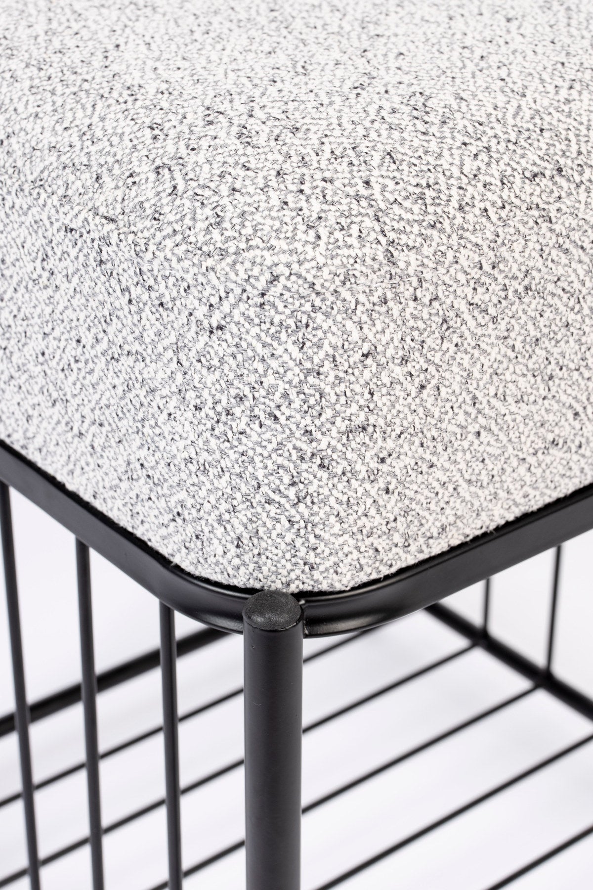 Hocker Milou in Grau/Schwarz präsentiert im Onlineshop von KAQTU Design AG. Hocker ist von White Label Living