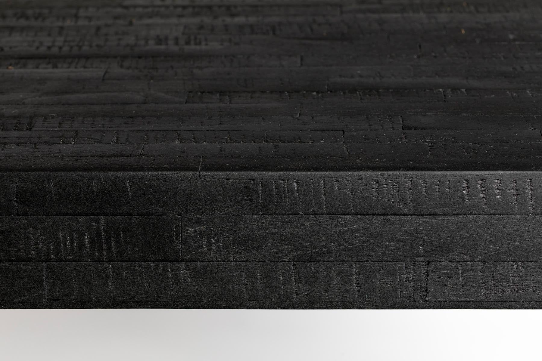 Tisch Suri in Schwarz präsentiert im Onlineshop von KAQTU Design AG. Esstisch ist von White Label Living