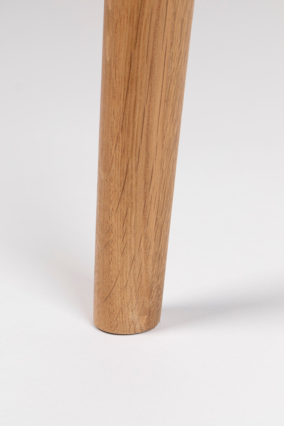 Tisch Fabio rund in Braun präsentiert im Onlineshop von KAQTU Design AG. Esstisch ist von White Label Living