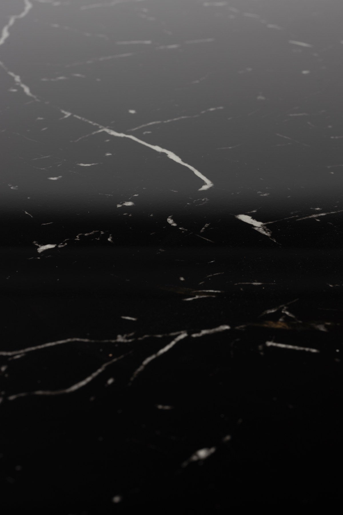 Tisch MARU BLACK in Schwarz präsentiert im Onlineshop von KAQTU Design AG. Esstisch ist von White Label Living