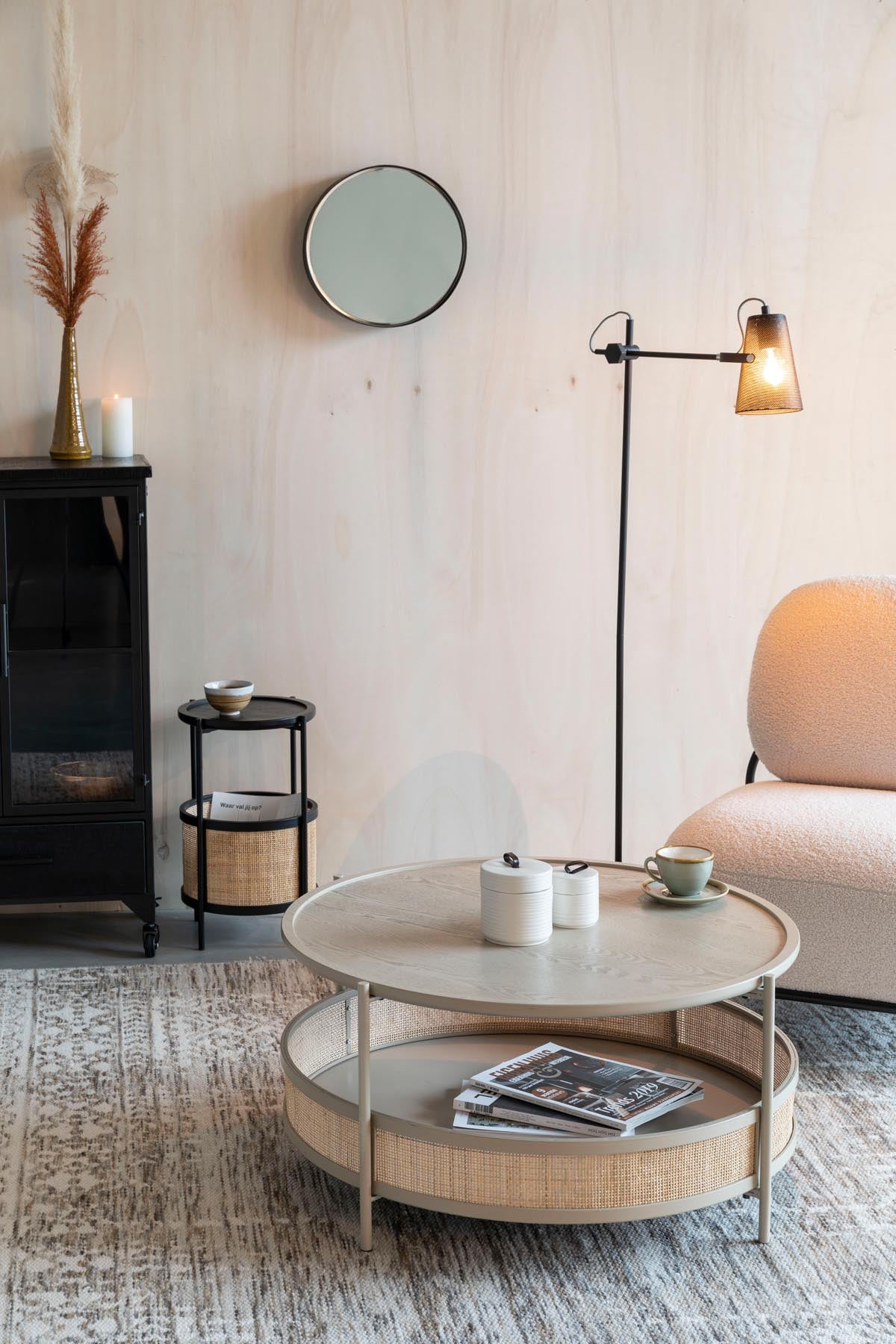 Beistelltisch MAKOTO in Sand präsentiert im Onlineshop von KAQTU Design AG. Couchtisch ist von White Label Living