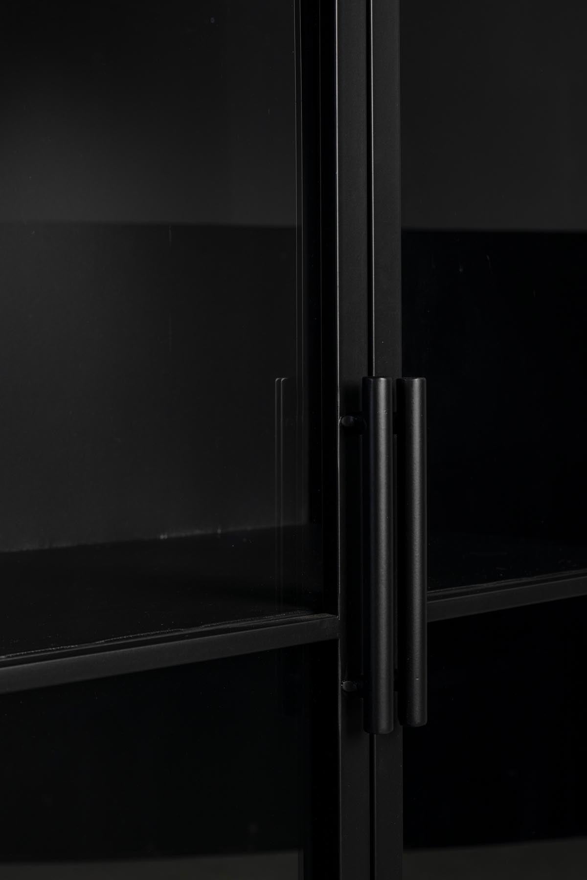 Cabinet FERRE in Schwarz präsentiert im Onlineshop von KAQTU Design AG. Vitrine ist von White Label Living