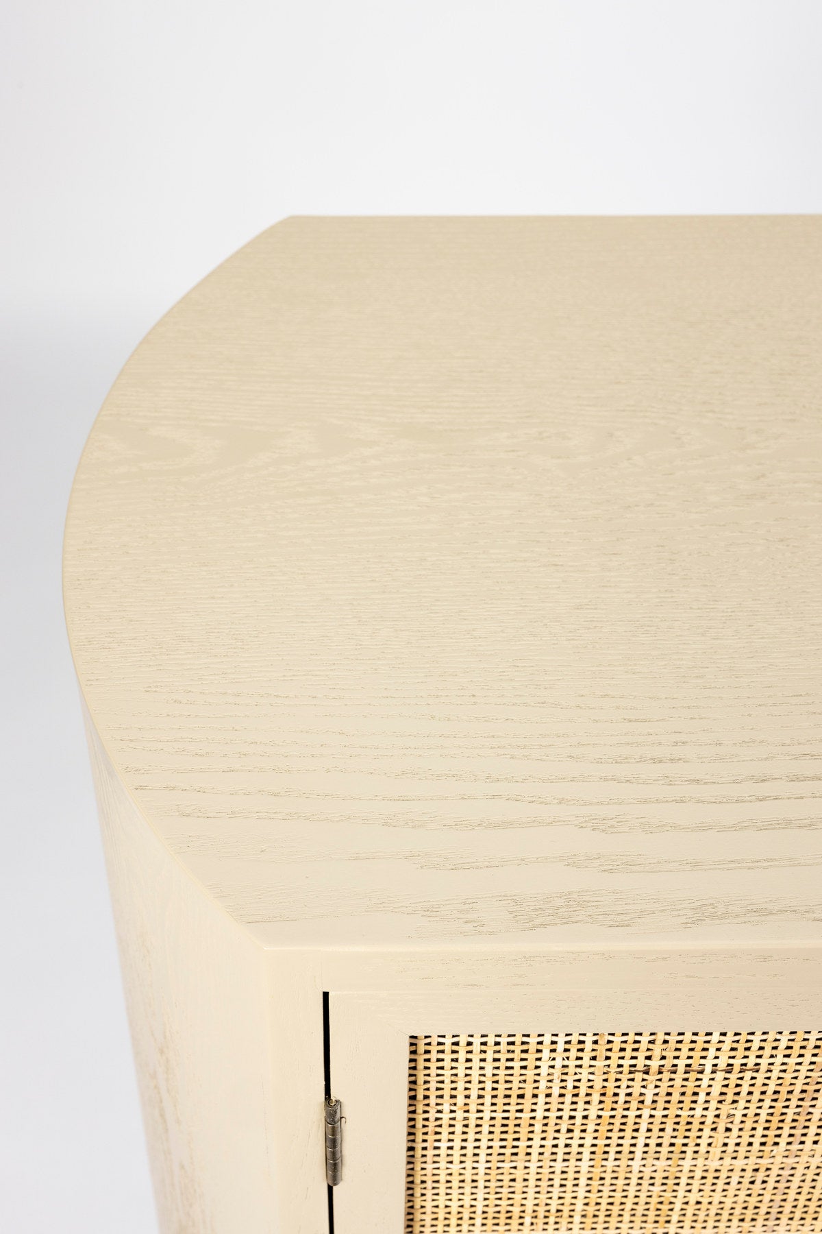 Cabinet Amaya Low 2do in beige präsentiert im Onlineshop von KAQTU Design AG. Cabinet ist von White Label Living