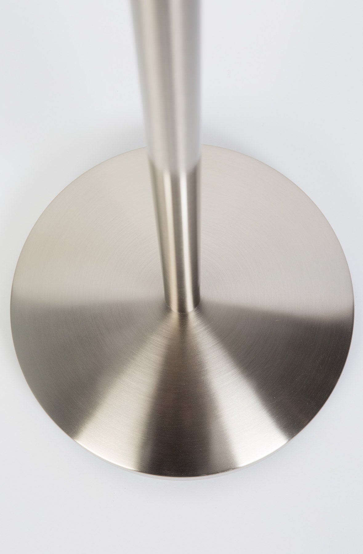 Kleiderständer HOOKED in Silber präsentiert im Onlineshop von KAQTU Design AG. Kleiderständer ist von White Label Living
