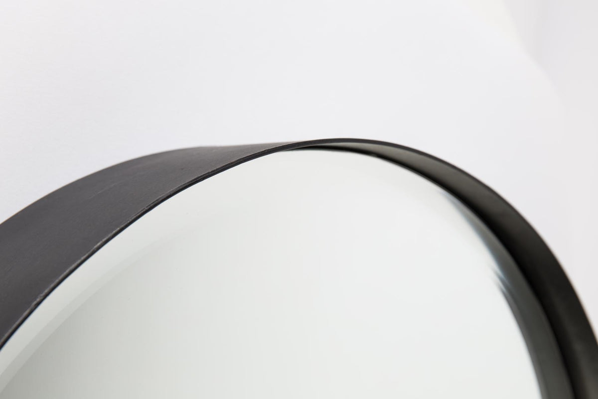 Spiegel Raj in Schwarz präsentiert im Onlineshop von KAQTU Design AG. Spiegel ist von White Label Living
