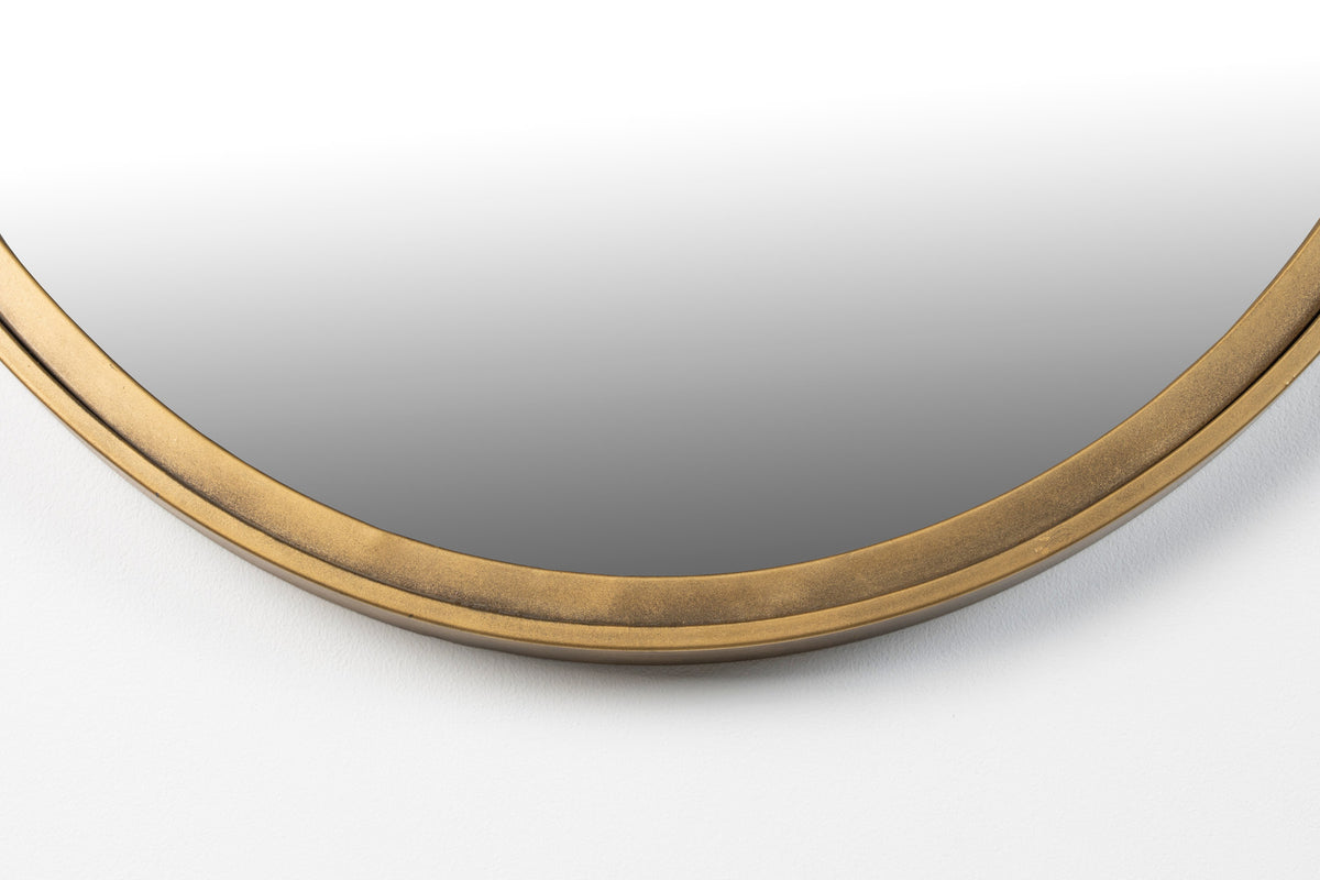 Spiegel MATZ OVAL in Gold präsentiert im Onlineshop von KAQTU Design AG. Wandspiegel ist von White Label Living