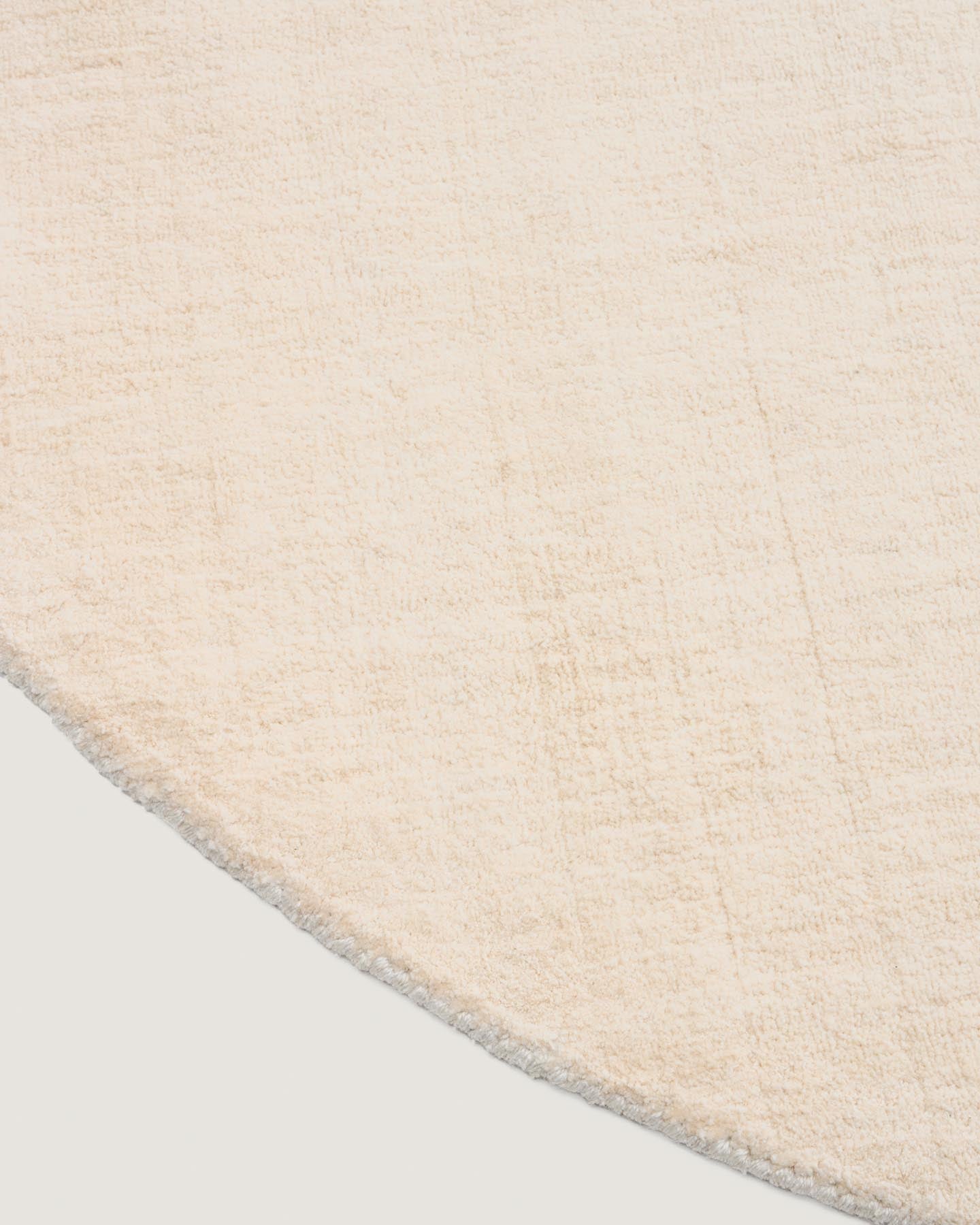 Runder Teppich Empuries, weiß, Ø 200 cm in Weiß präsentiert im Onlineshop von KAQTU Design AG. Teppich ist von Kave Home