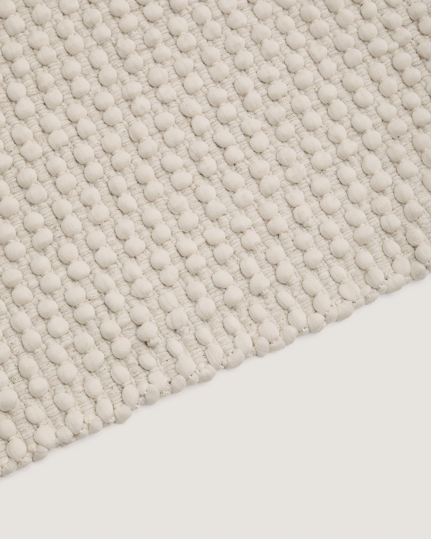 Teppichläufer Mascarell Baumwolle und Polyester weiss 70 x 140 cm in Weiss präsentiert im Onlineshop von KAQTU Design AG. Teppich ist von Kave Home