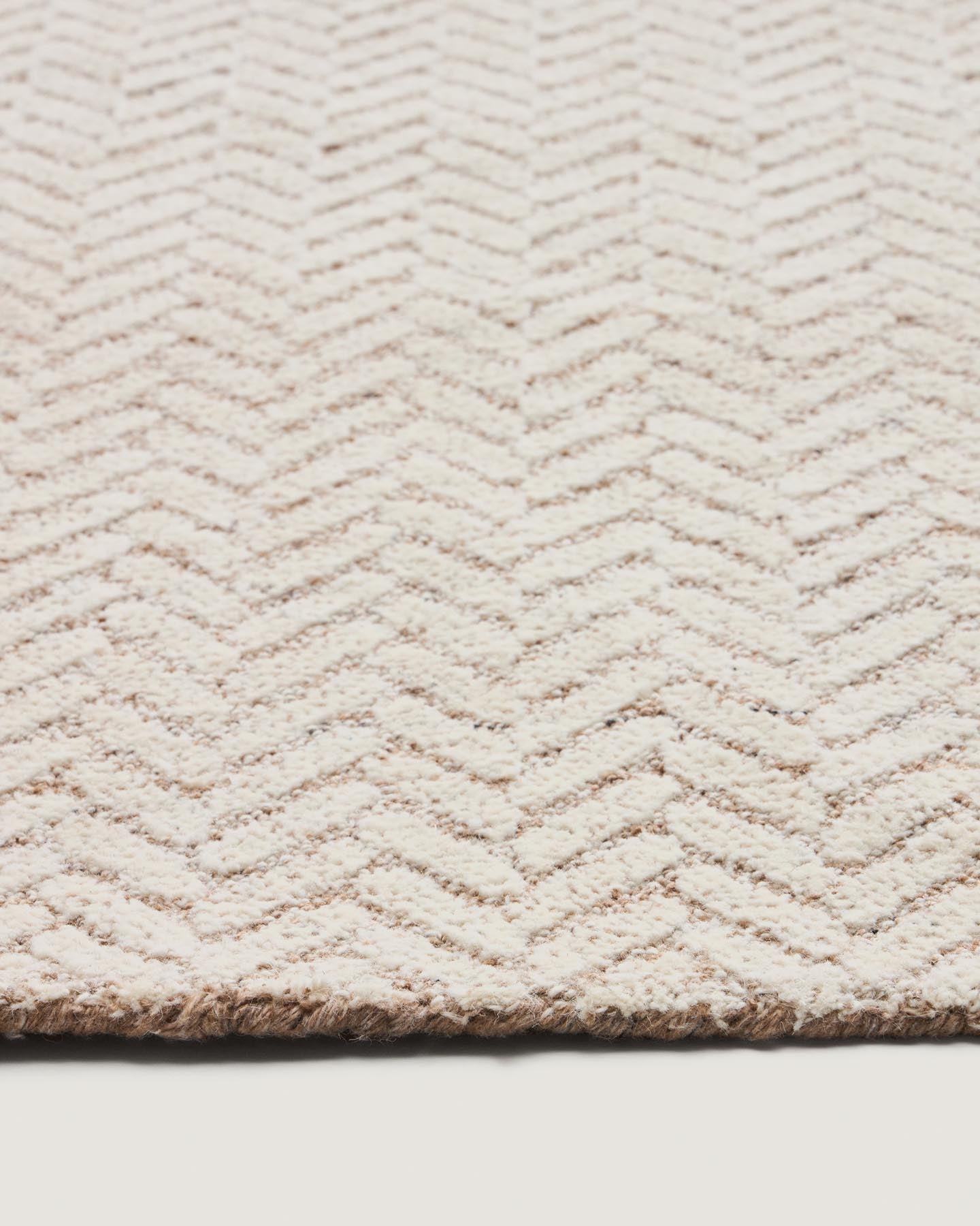 Wollteppich Calira mit Jacquard-Flechtmuster, beige, 230 x 160 cm in Natur präsentiert im Onlineshop von KAQTU Design AG. Teppich ist von Kave Home