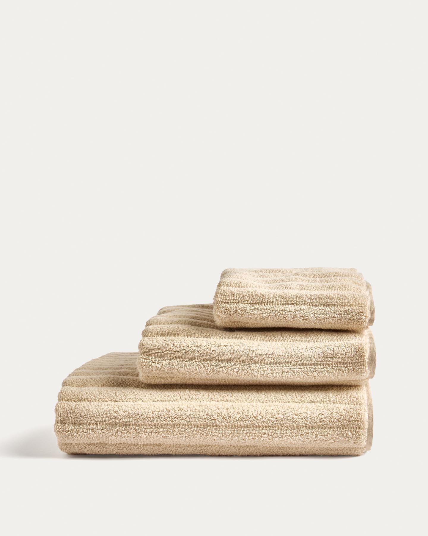 Toilettenhandtuch Navira aus 100 % Baumwolle, beige, 30 x 50 cm in Beige präsentiert im Onlineshop von KAQTU Design AG. Handtuch ist von Kave Home