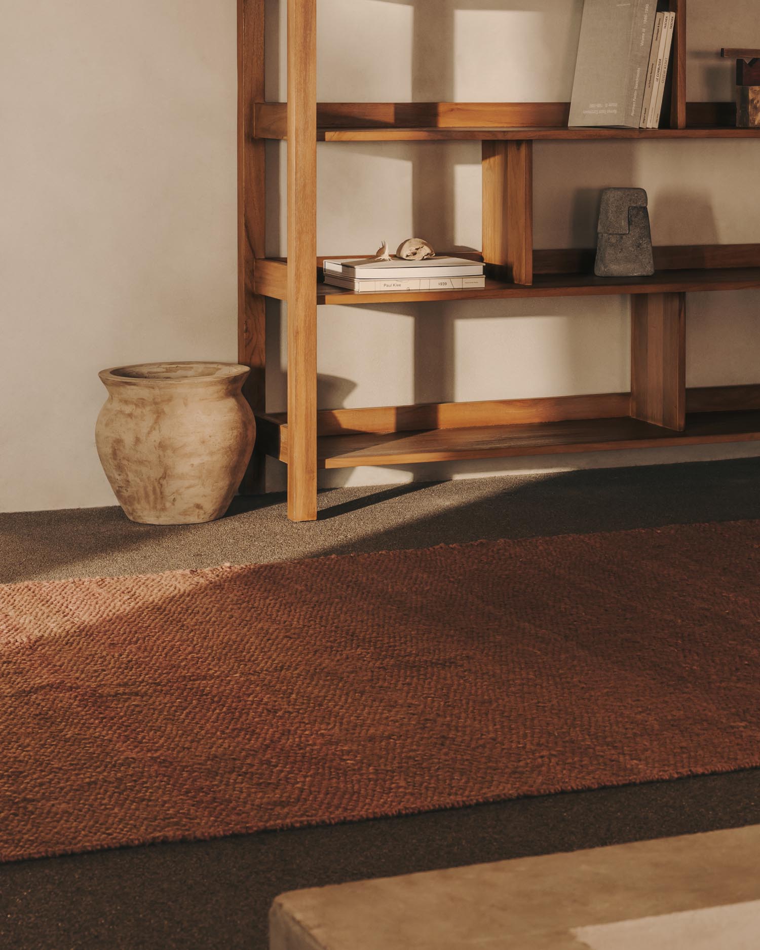 Sallova Teppich aus Jute in Rosa, 160 x 230 cm: Eleganter, robuster Outdoor-Teppich für stilvolle Akzente auf Terrasse und Balkon.