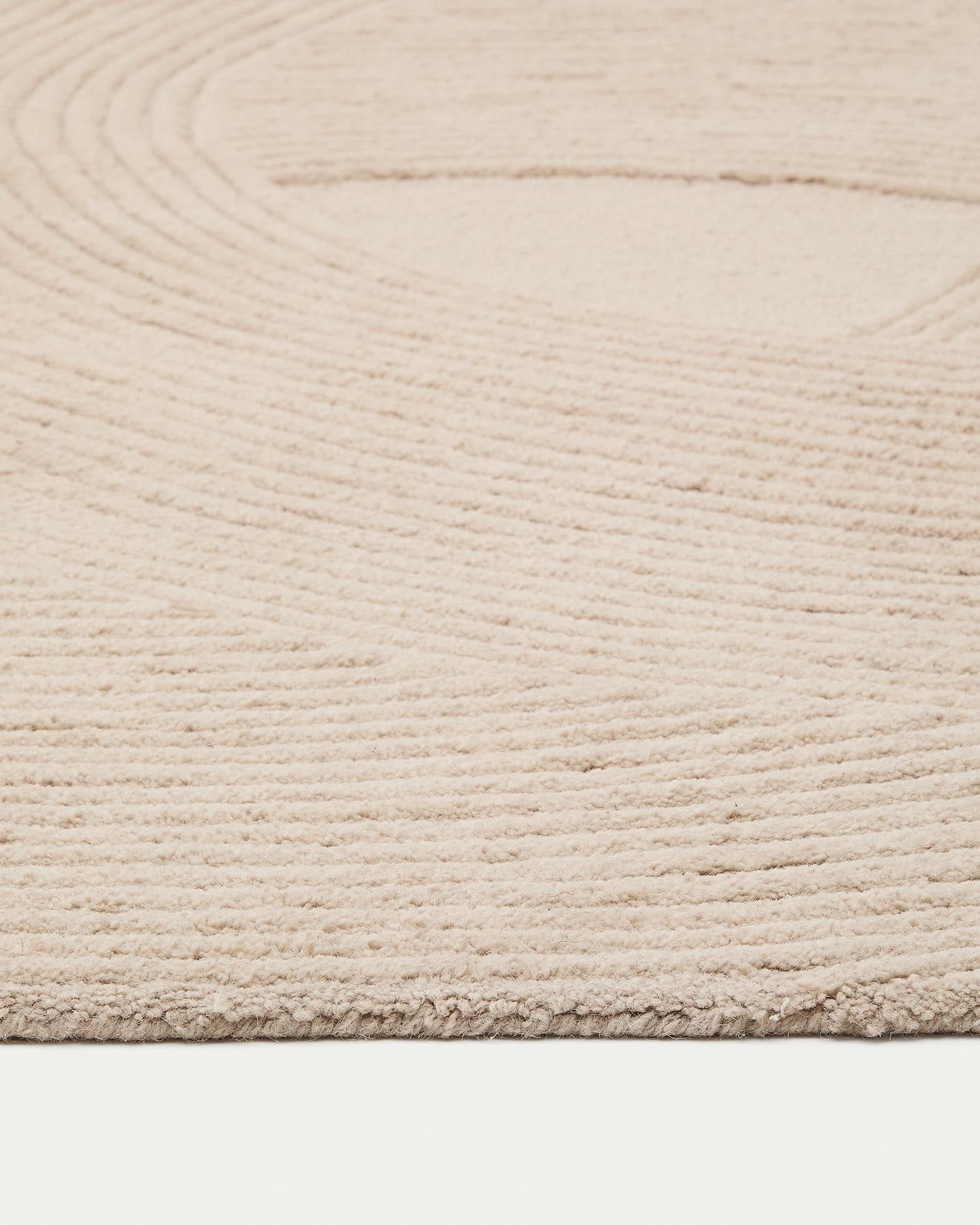 Stilvoller Teppich Domm aus feiner weisser Wolle, 160 x 230 cm. Verleiht jedem Raum Wärme und Eleganz mit seinem einzigartigen Jacquard-Design.