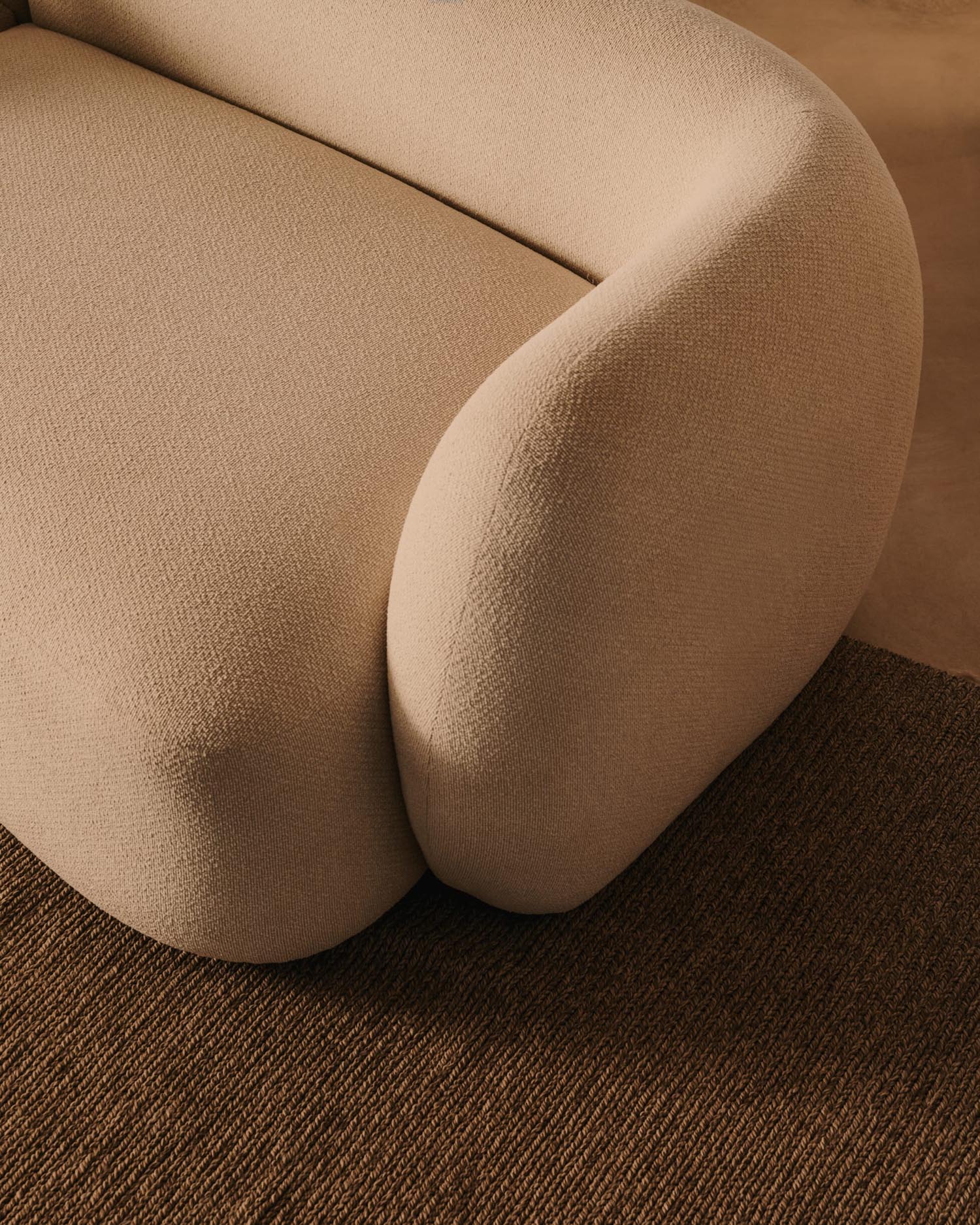 Stylischer Outdoor-Teppich Galinda in Taupe, 160 x 230 cm. Langlebig, wetterfest und ideal für gemütliche Außenbereiche.