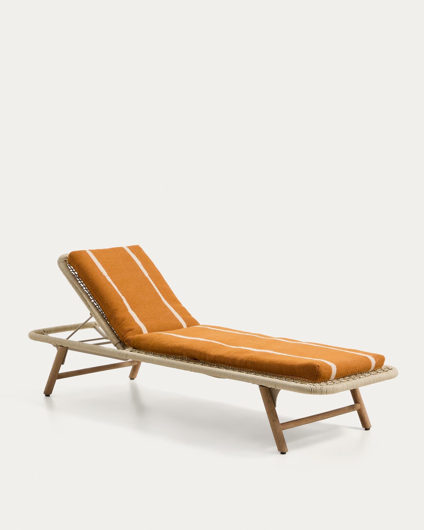 Sonnenliegekissen Daila mit Ikat-Muster 100 % PET orange 50 x 175 cm in Orange präsentiert im Onlineshop von KAQTU Design AG. Sitzkissen ist von Kave Home