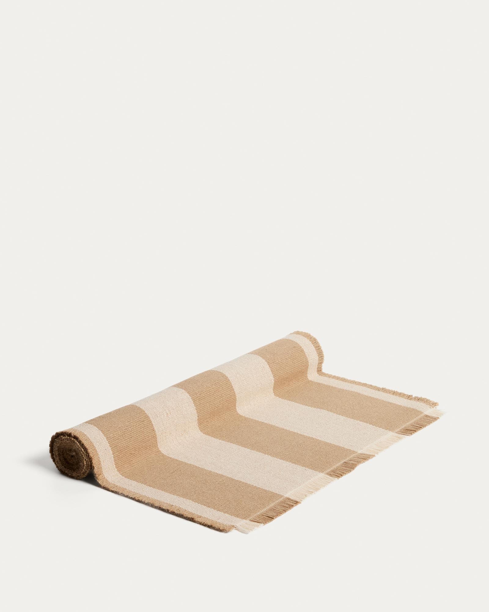 Tischläufer Daltan aus Baumwolle und Jute, beige gestreift, 50 x 150 cm in Beige präsentiert im Onlineshop von KAQTU Design AG. Tischdecke ist von Kave Home