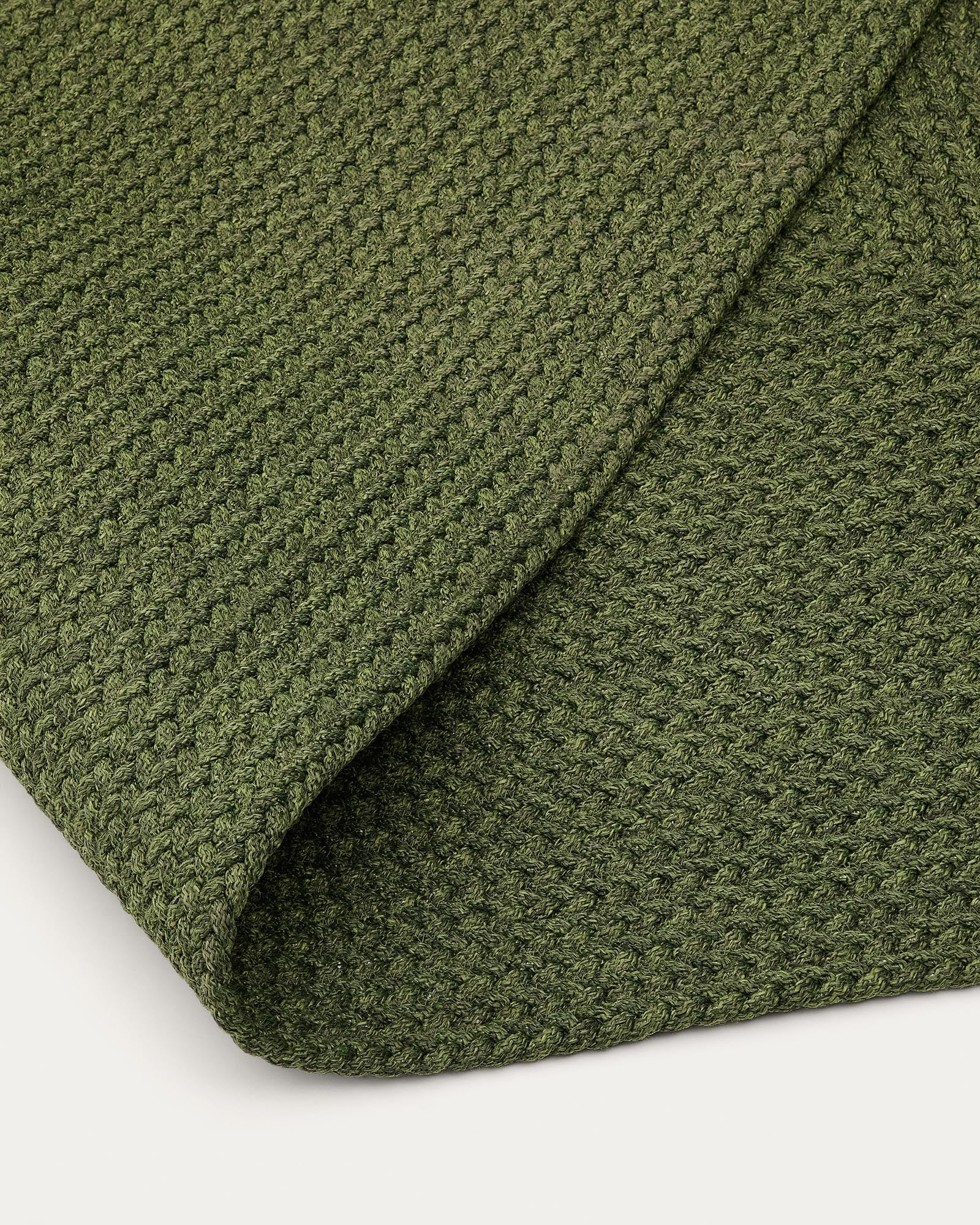 Teppich Despas aus Synthetikfaser grün 200 x 300 cm in Grün präsentiert im Onlineshop von KAQTU Design AG. Outdoor Teppich ist von Kave Home