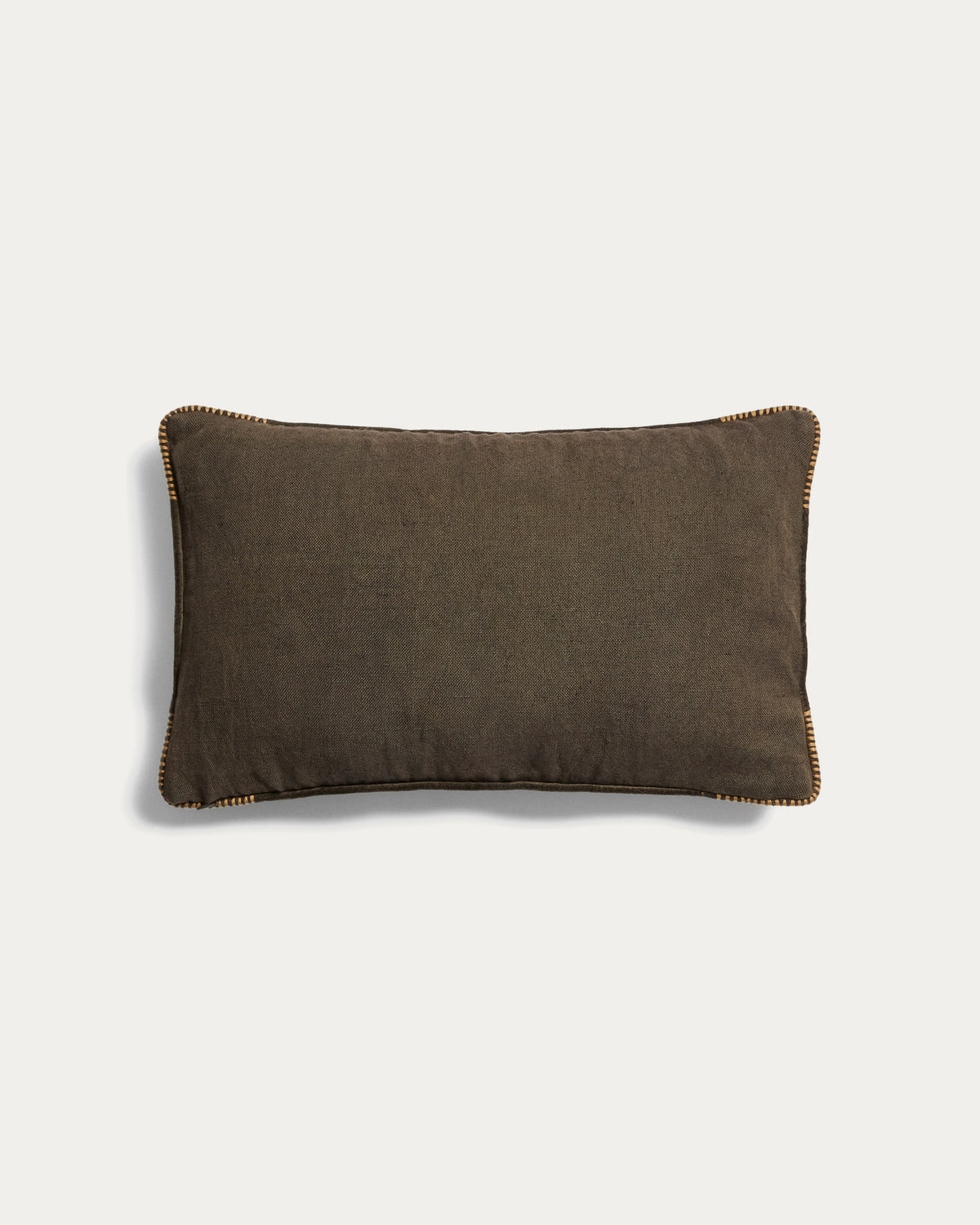 Länglicher Deko Kissenbezug Rivon aus Baumwolle in Grün und Beige mit Zierrand