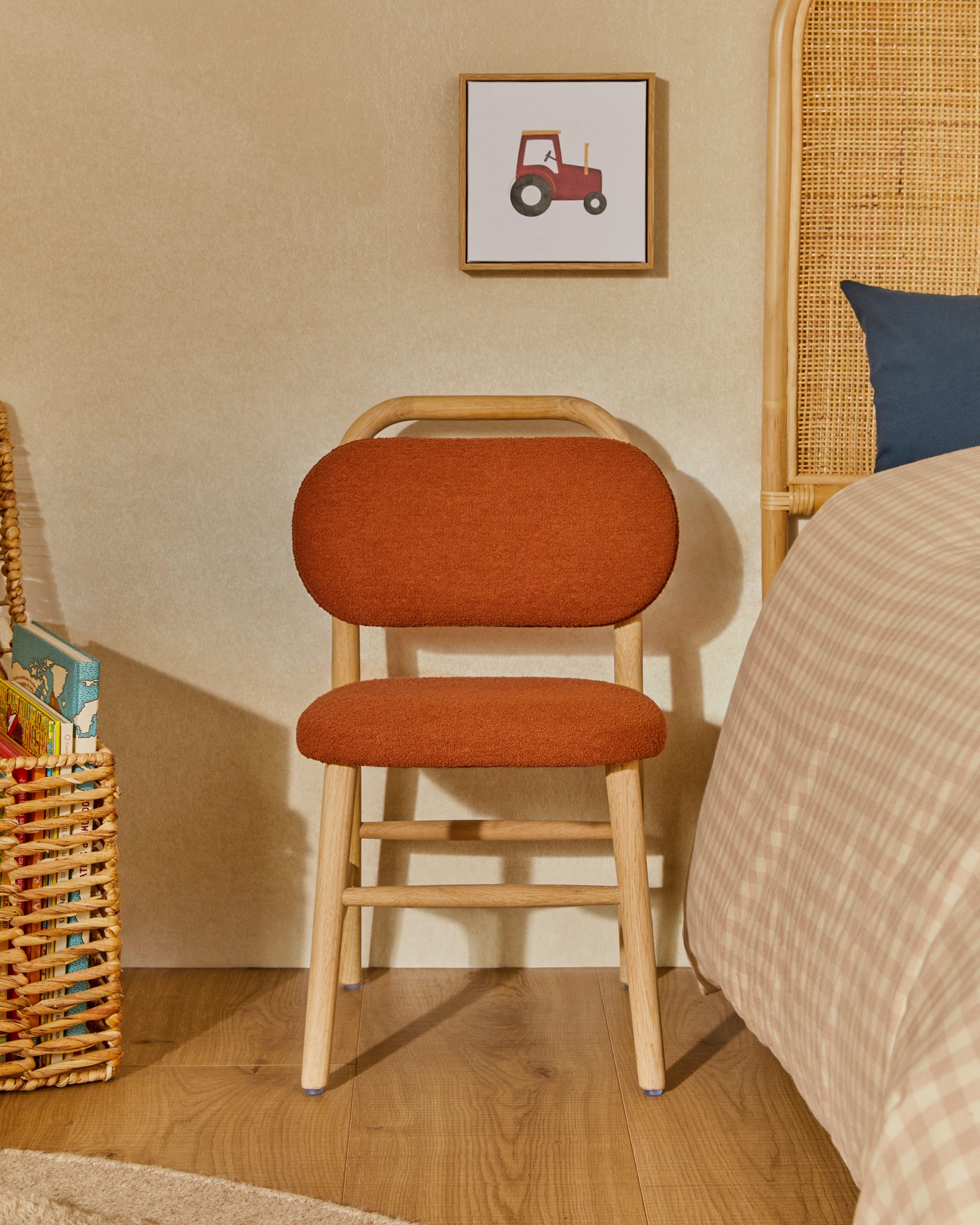 Entdecken Sie das Xuliana Set: 2 stilvolle Truhen aus Naturfasern, die Funktionalität und Ästhetik vereinen und jedem Raum einen natürlichen Akzent verleihen.