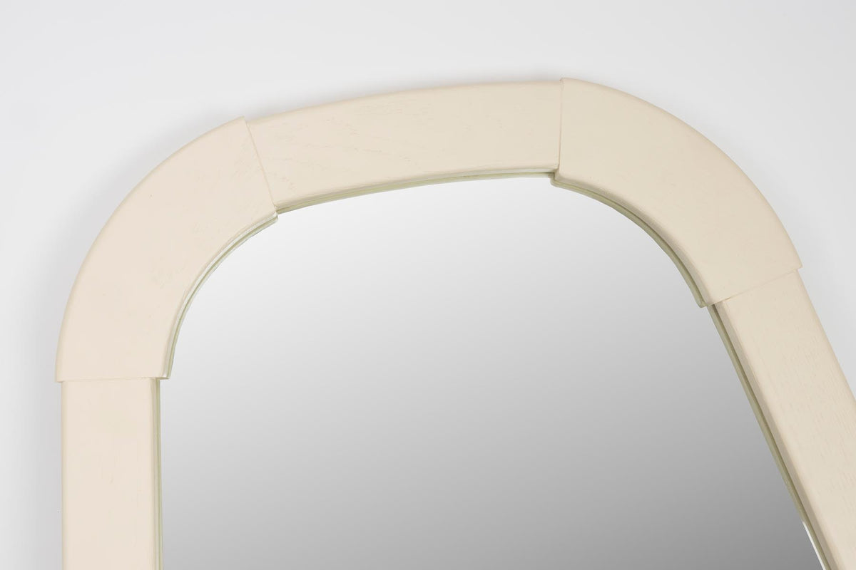 Reverse Mirror in beige präsentiert im Onlineshop von KAQTU Design AG. Wandspiegel ist von Zuiver