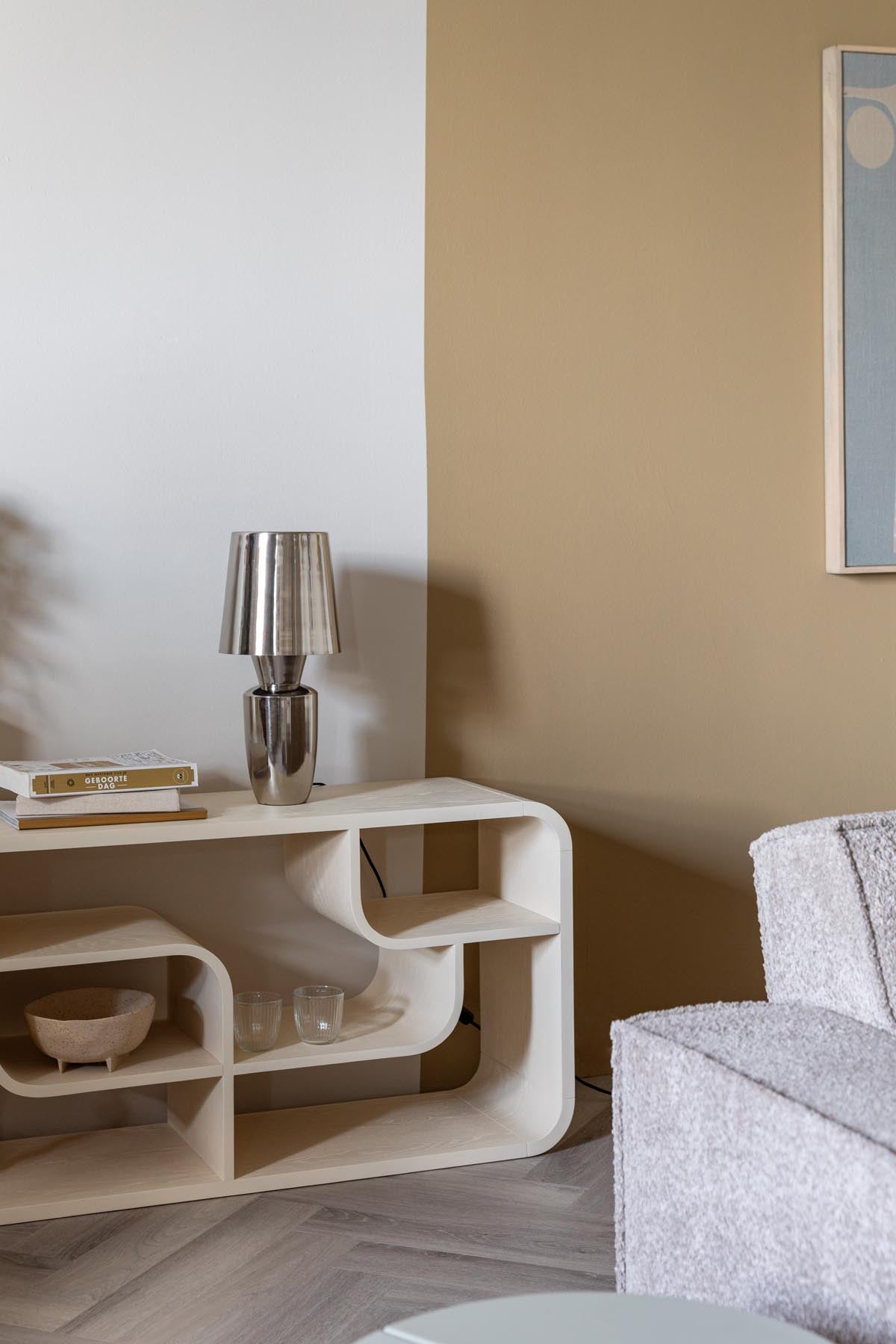 Tischlampe Classy in Silber präsentiert im Onlineshop von KAQTU Design AG. Tischleuchte ist von Zuiver