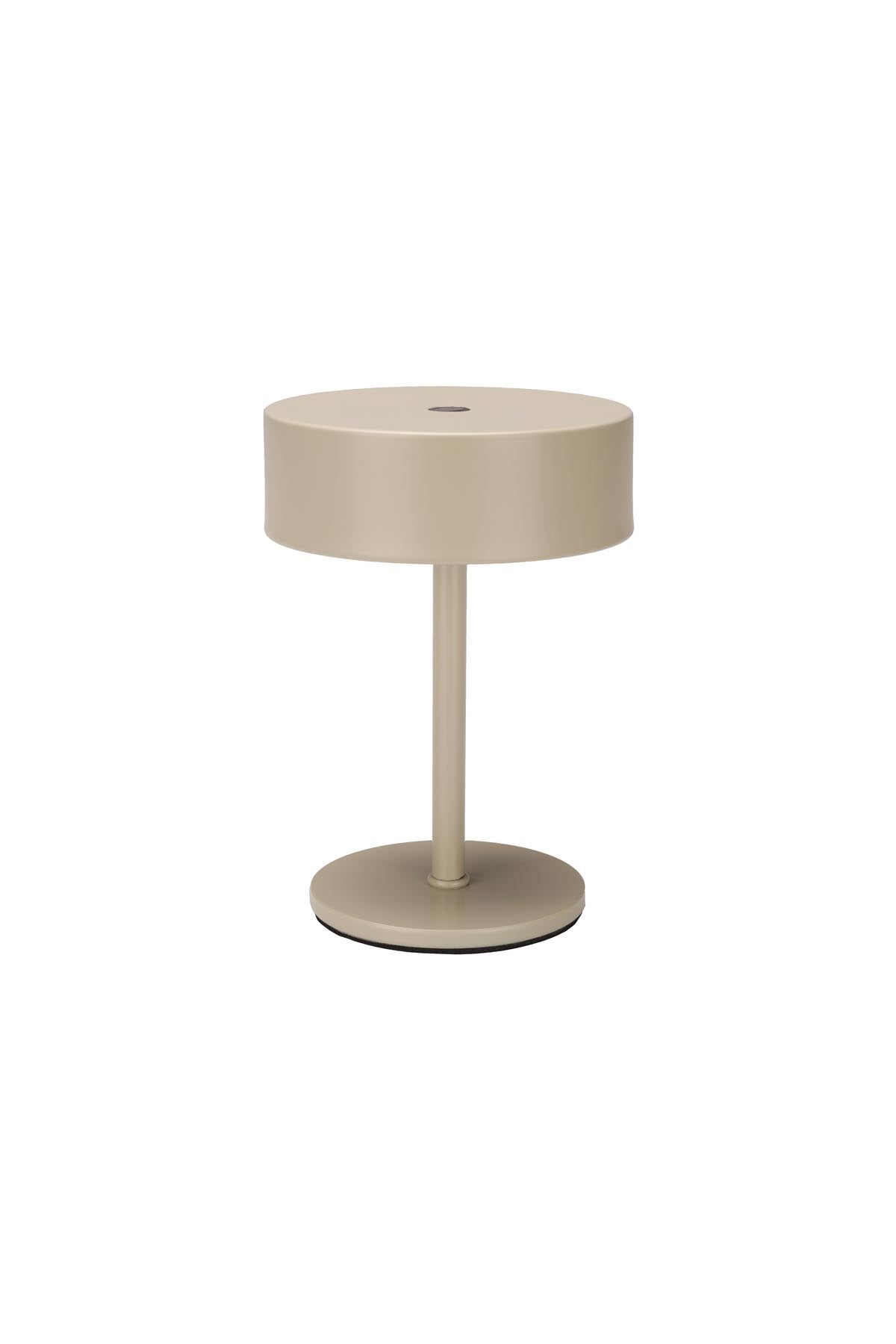 Kleine Tischleuchte Tischlampe Mini mit rundem flachem Schirm und quadratischer Eisenbasis