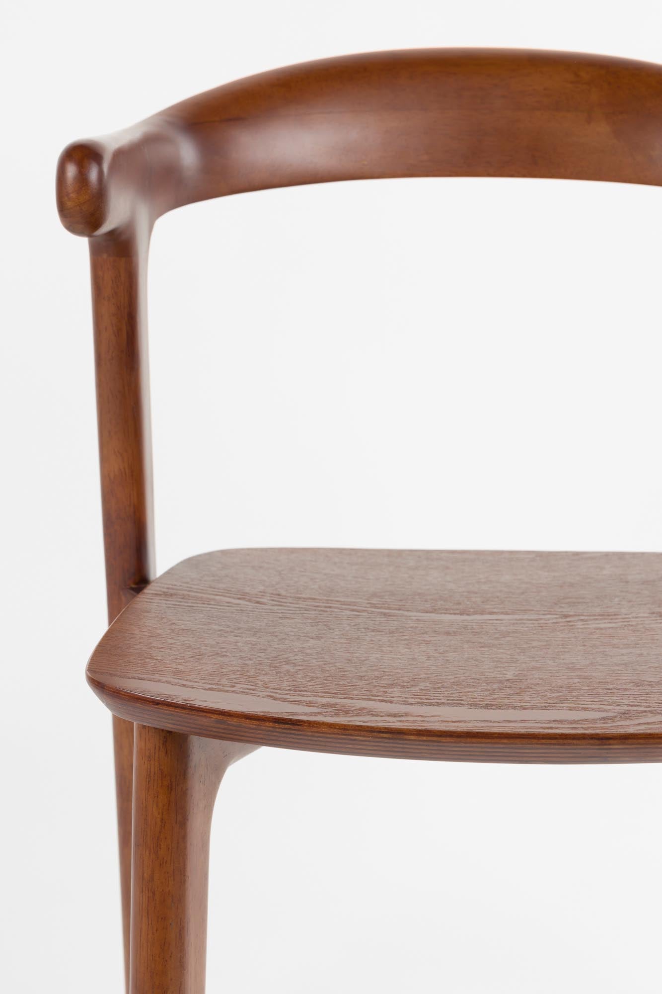 Entdecken Sie den Stuhl Northwood von Zuiver – eine stilvolle Fusion aus modernem Design und höchstem Komfort, ideal für jeden Raum.