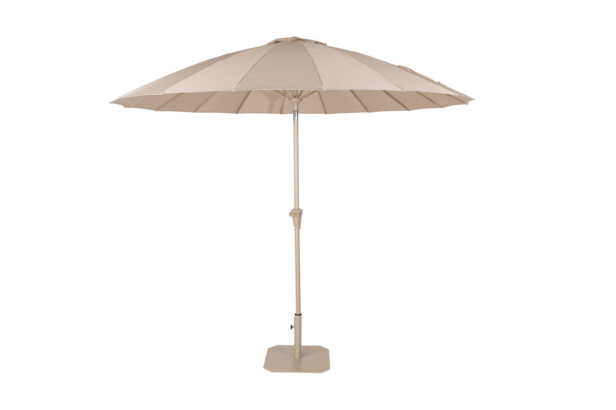 Sunbrella Sunshine Set Brown Rice in beige präsentiert im Onlineshop von KAQTU Design AG. Sonnenschirm ist von Zuiver