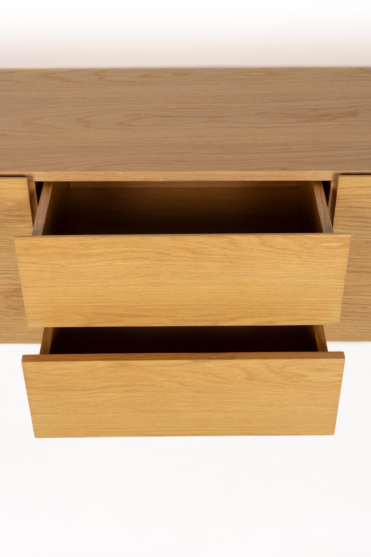 Cabinet High On Wood in Beige präsentiert im Onlineshop von KAQTU Design AG. Cabinet ist von Zuiver